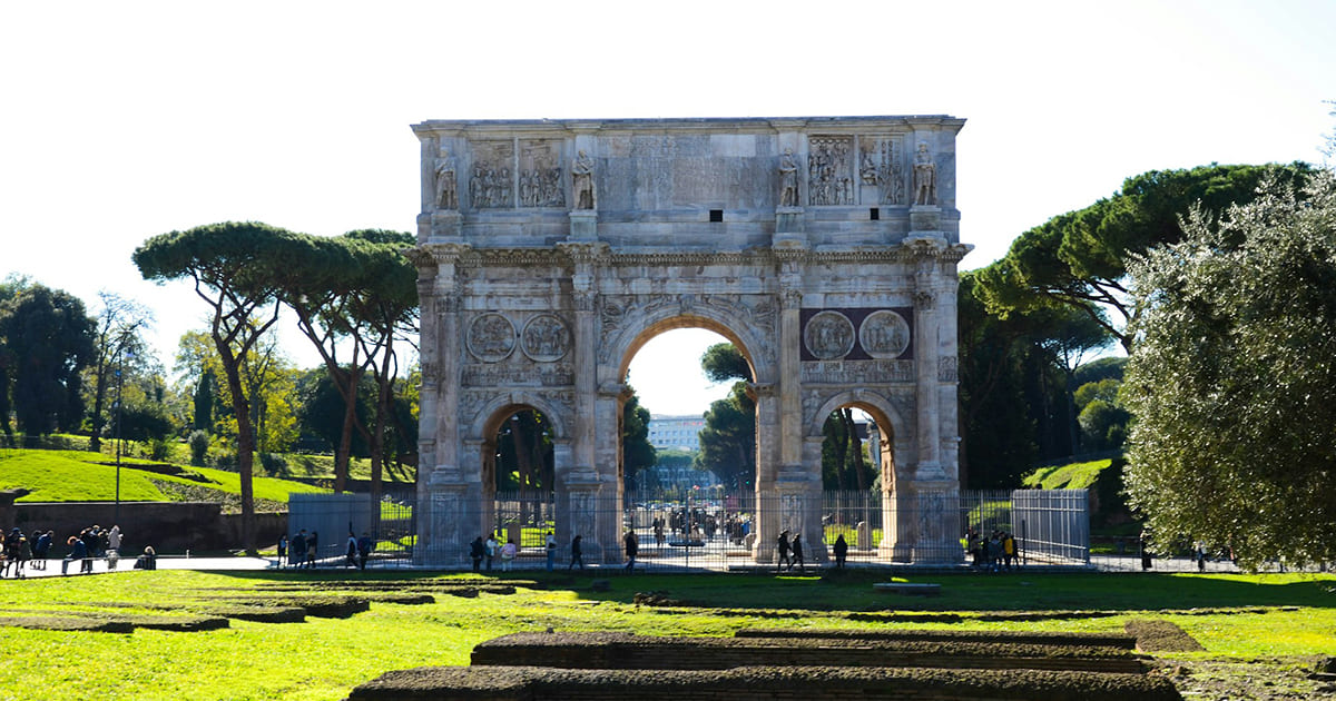 ローマ帝国の公用語と多言語運用の歴史と影響